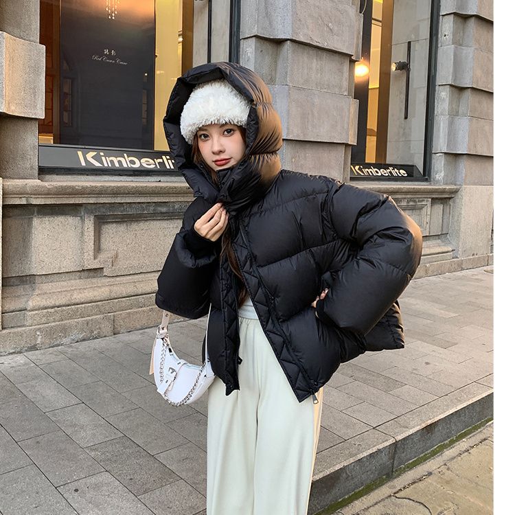 Giacca in Piuma con Cappuccio Nuova Invernale Donna Versione Coreana Ispessita Larga Temperamento Giacca a Pane