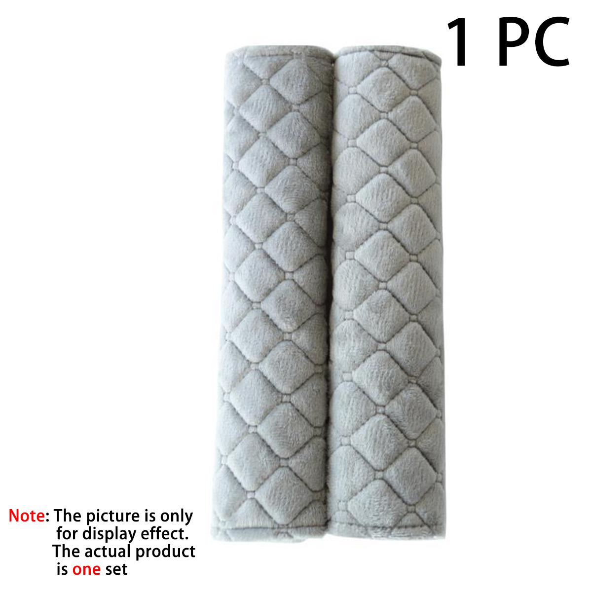 

Comfortable and Adjustable Seat Belt Covers in Soft Velvet Fabric - Perfect for Car, Truck, SUV, Backpacks