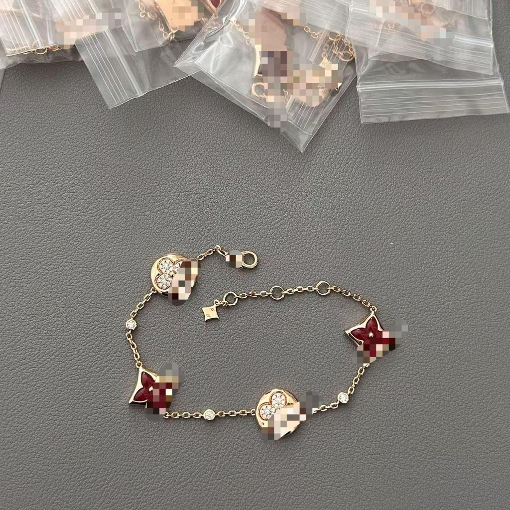 Luxusní sada náhrdelníku a náramku LV Clover & Flower z perleti