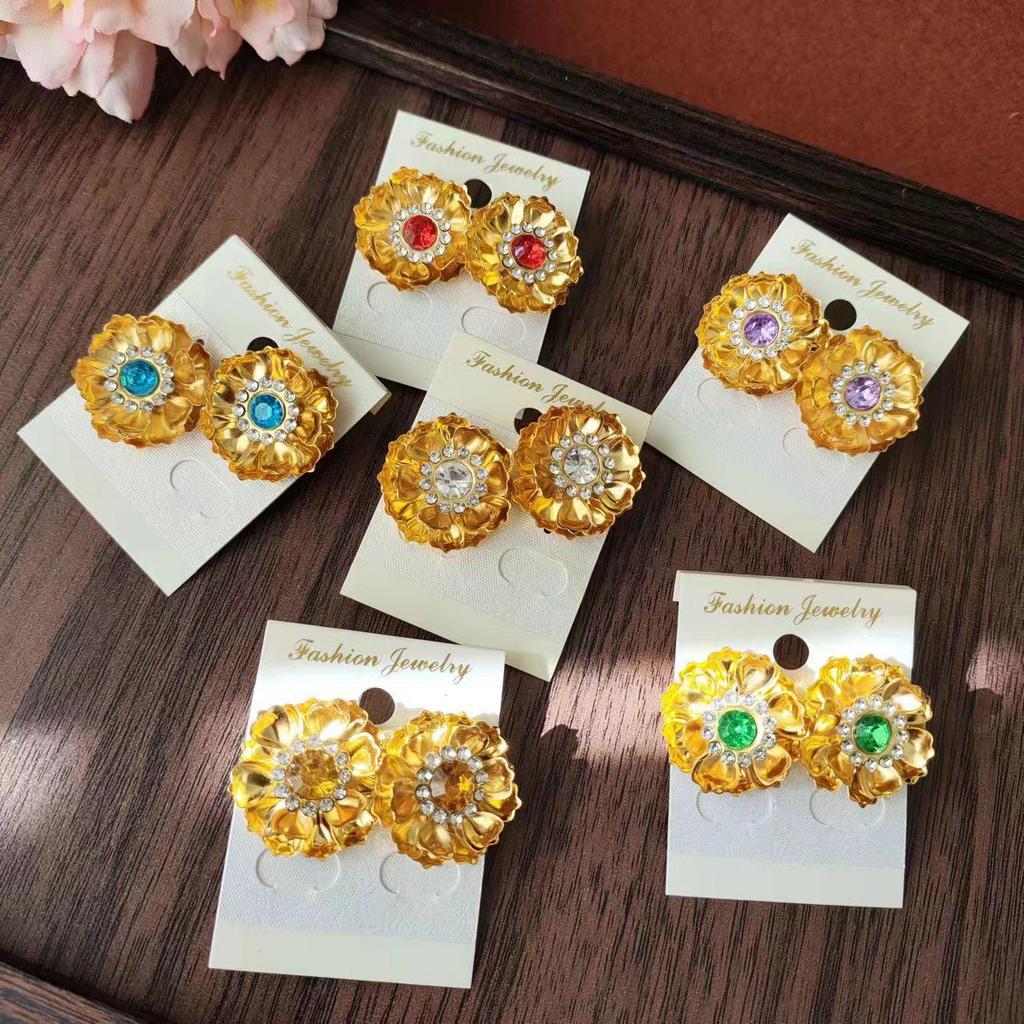 Ethnic Flower Rhinestone Gold Stud Earrings - Versatile and Stylish Accessories