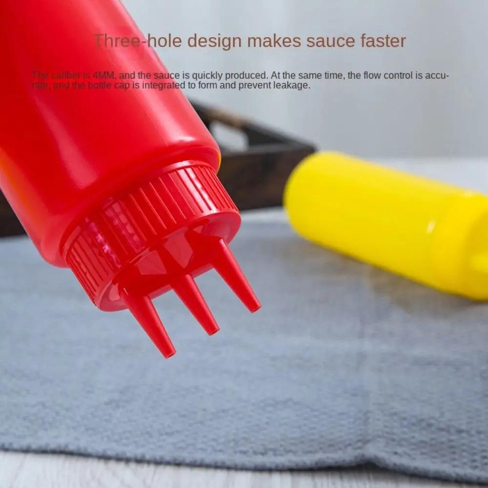 New Plastic Squeezing Sauce bottle Graduated Squeezable Gravy Boats 3 Nozzles Kitchen Accessories Jam Container