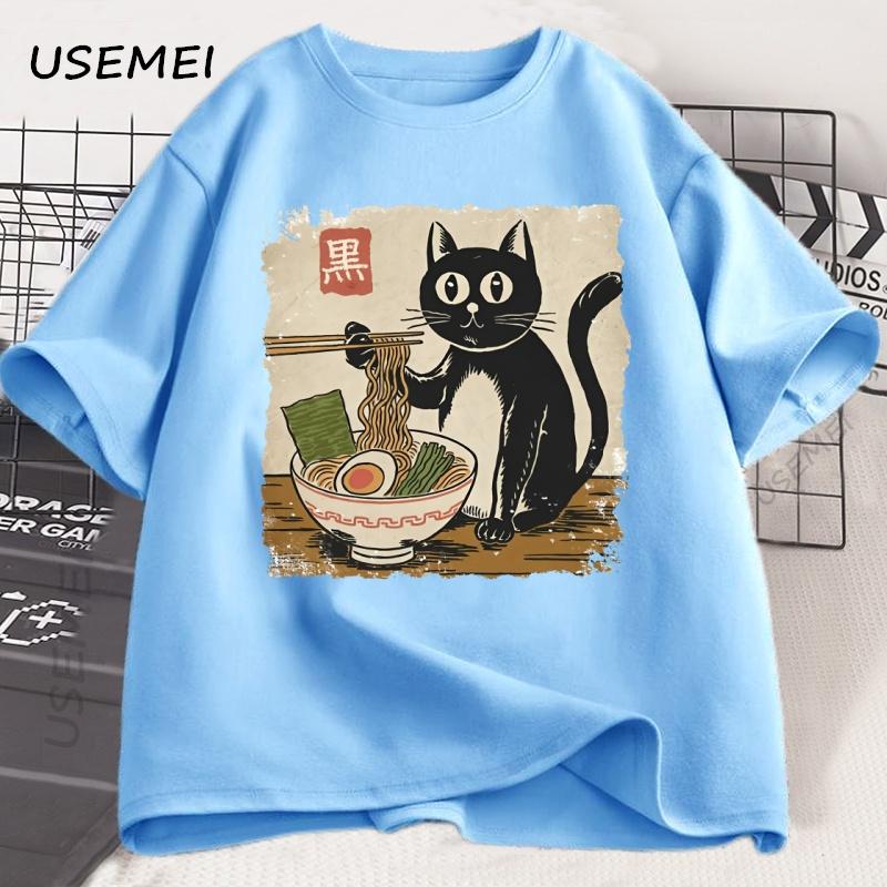 

Смешная футболка с черным котом и раменом для мужчин и женщин, японские графические футболки, кавайная кошка, аниме-принт, повседневная футболка с коротким рукавом, мужская одежда 4XL
