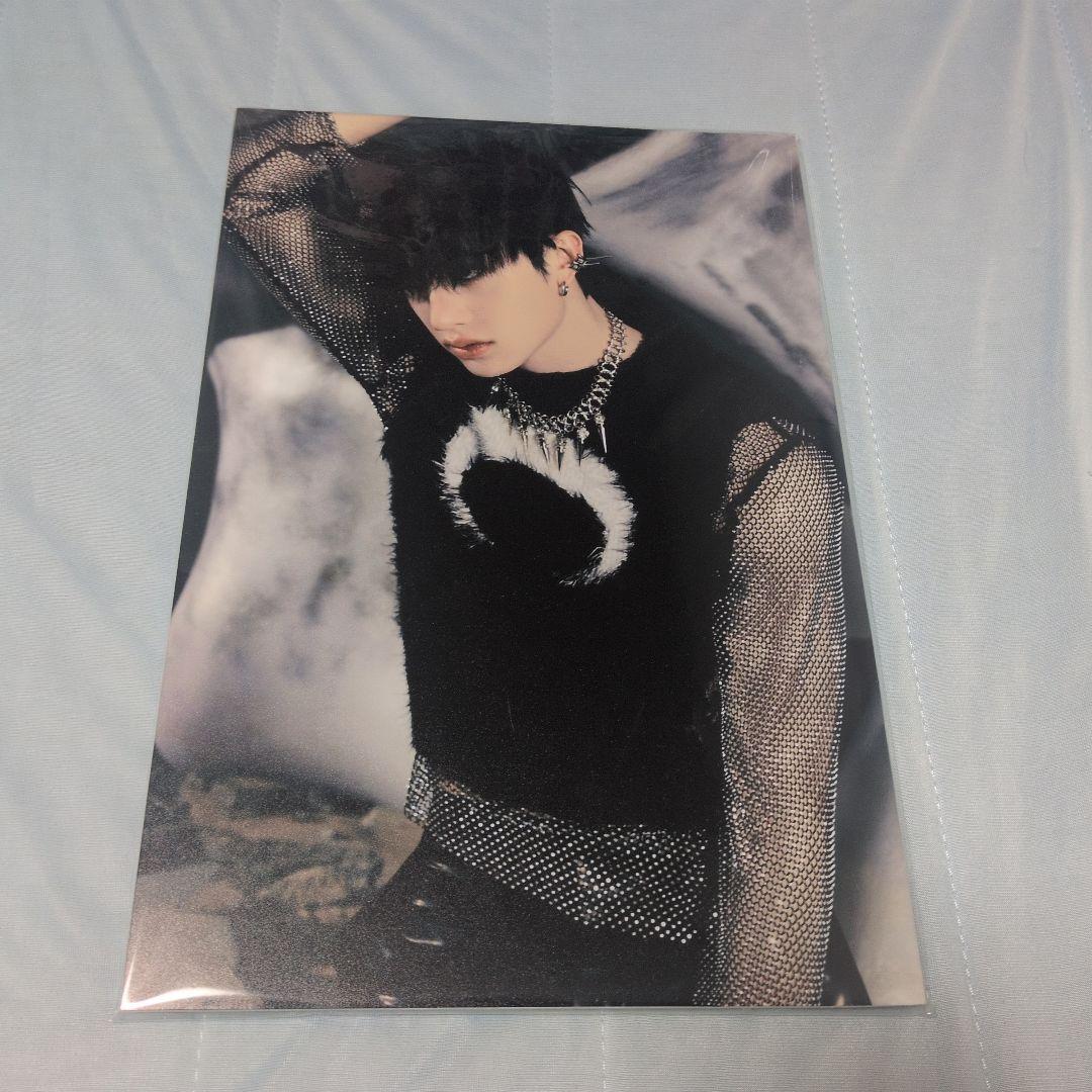 

[USED] StrayKids ate Release Commemoration Lottery Tower Records Panel Bang Chan