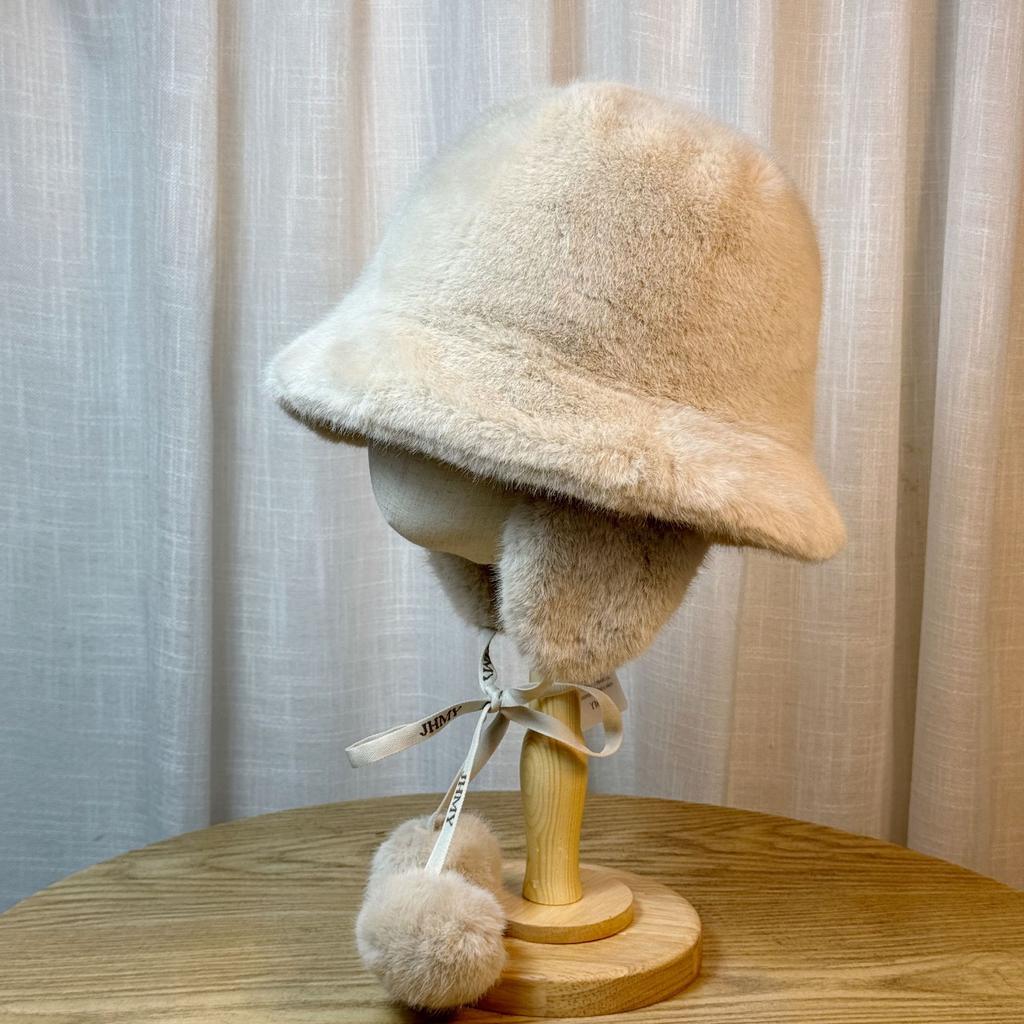 Women's Winter Plush Fisherman Hat with Ball Strap New Face Showing Small Ear Protection Hat Thickened Cold Proof and Warm Hat