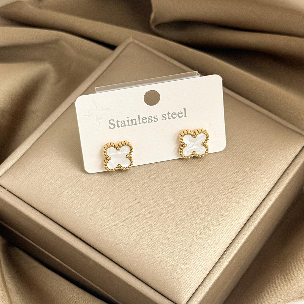 13mm Firkløver Øredobber 18K Vakuum Elektroplettering Ikke-falmende Dame Øredobber