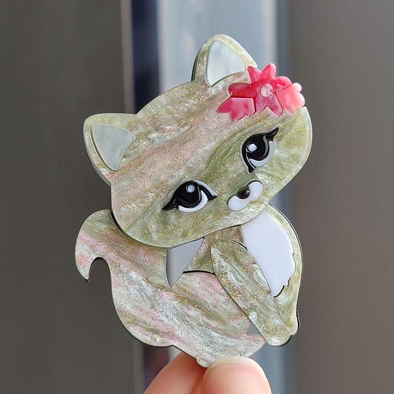 Cartoon Cute Three-color Cat Animal Brooch Pin New Men's and Women's High-end Badge