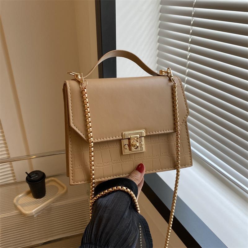 Chain trend handbag casual commuter shoulder bag 2024 summer new bag women's fashion simple messenger bag