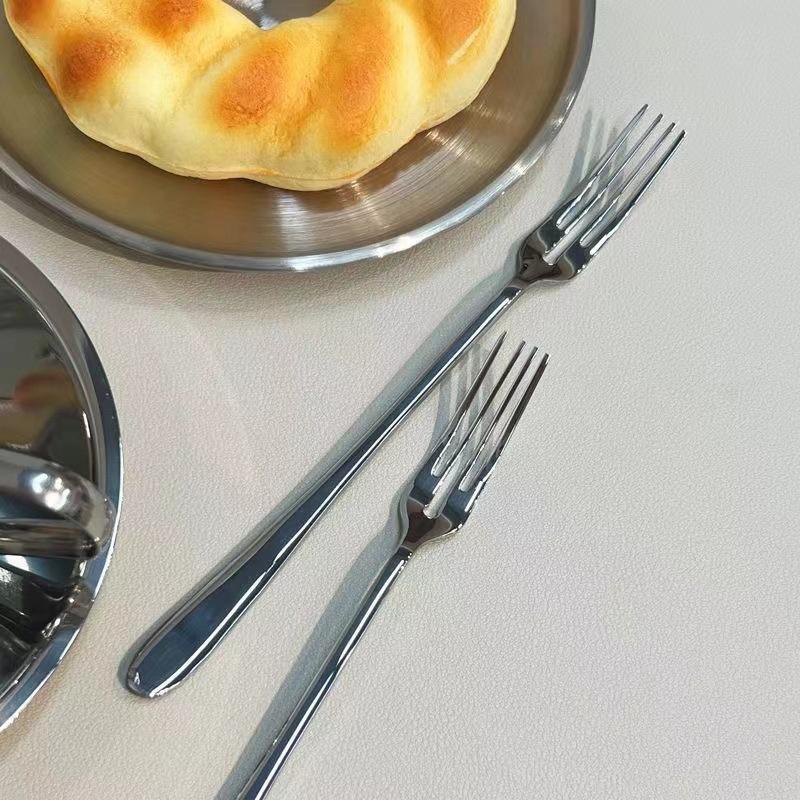 Four Tine Stainless Steel Dessert Fork Table Forks Silver Long Handle Fruit Forks Dinner Fork Kitchen Dinnerware