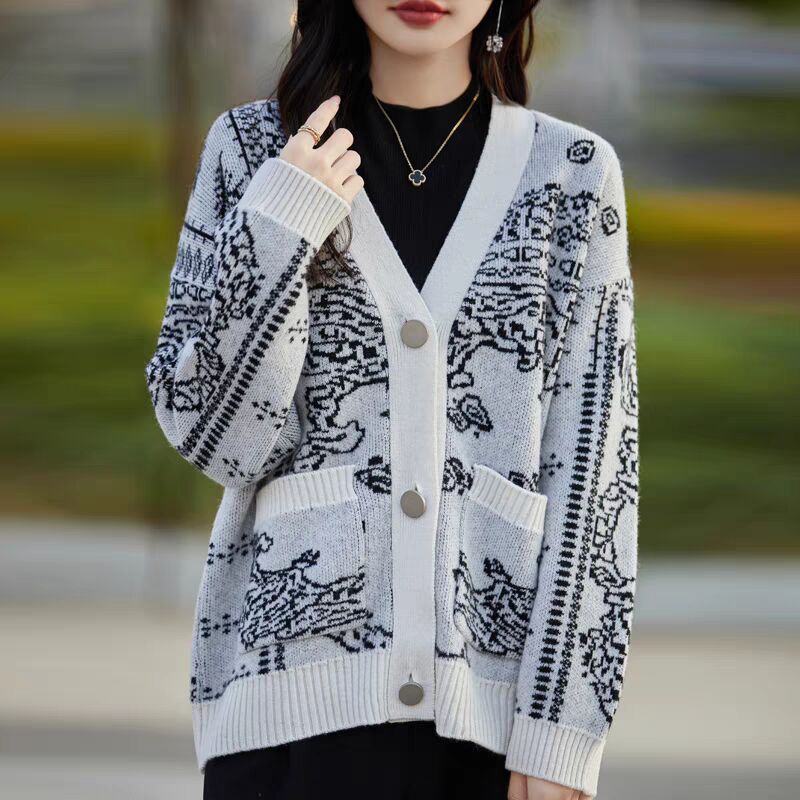 V-neck Ink Jacquard Lazy Wind Sweater Women's Autumn and Winter Loose Knitted Cardigan Design Jacket