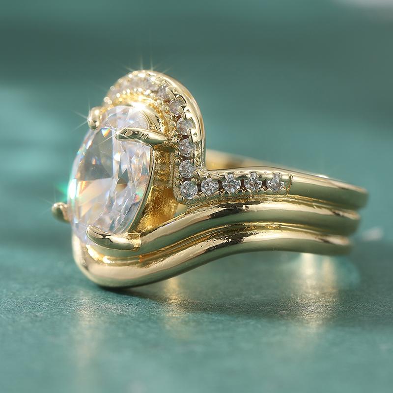 Elegant Cut Sparkling Synthetic Zirconia Women's Golden Color Ring Fashion Luxurious Oval Wedding Engagement Jewelry Accessories