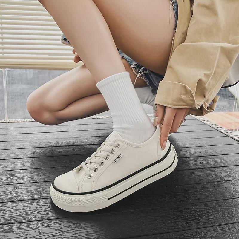 2023 Women's Wide Head Canvas Sneakers - Mango Head, Thick Sole, All-Match for Spring, Summer, and Autumn