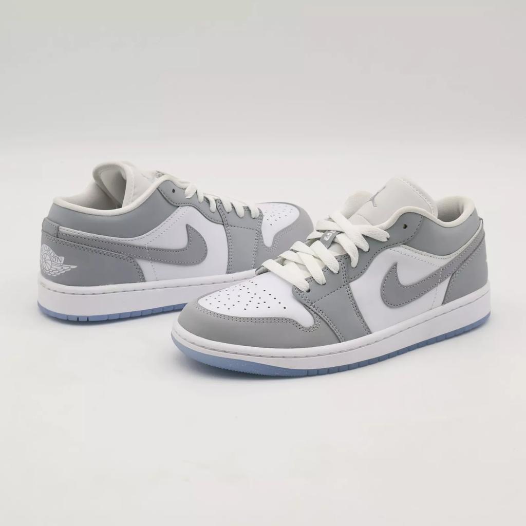 DC0774-105 Nike Air Jordan 1 Low Wolf Grey Aluminium (Women's)