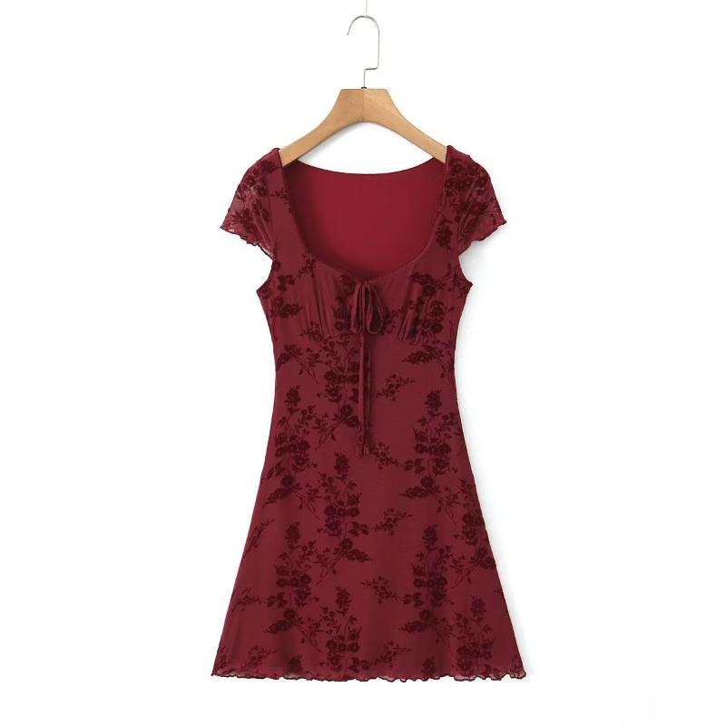 

Wind Spice Girl Sexy U-neck Dress Women s Winter New Waist Slim Lace-up Hip Dress L бордовий