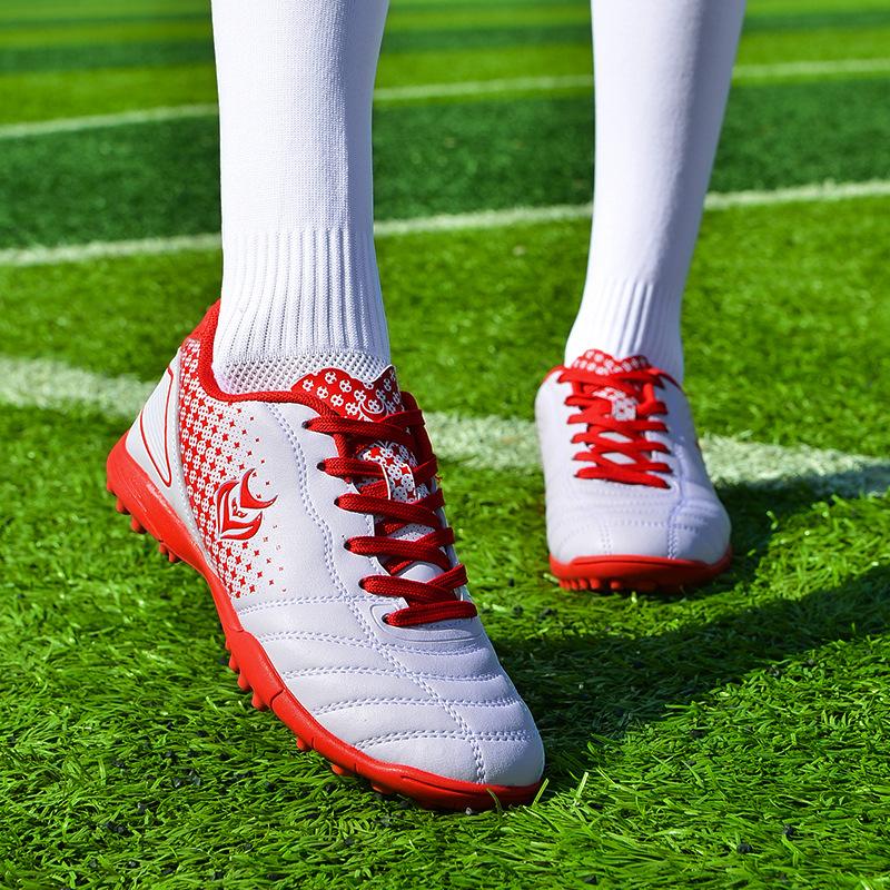 Unisex Leather Rubber Soft Bottom Short Nail Football Boots Youth Competition Professional Football Shoes