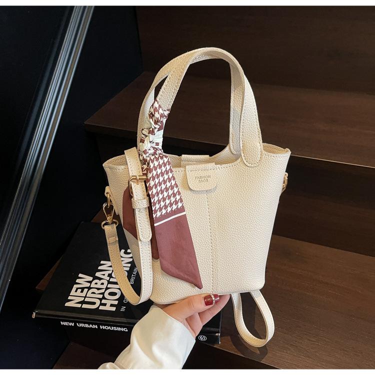 Premium Bag Women's 2025 Summer New Fashion Bucket Bag Versatile Vegetable Basket Niche Hand Bag Messenger Bag
