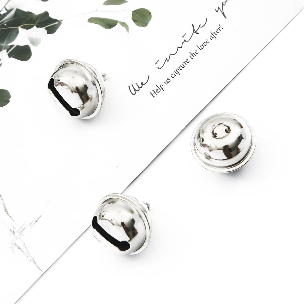 

10 шт. богатые и красочные железные колокольчики, подвески, рождественские колокольчики, бусины, украшения для вечеринки, подвески, поделки, аксессуары ручной работы серебряный