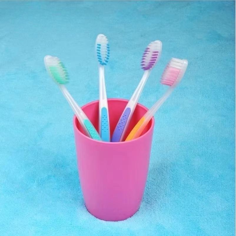 4pcs Handle Soft Toothbrush Set Adult Clean Soft Brushed Healthy Tooth Care Toothbrush