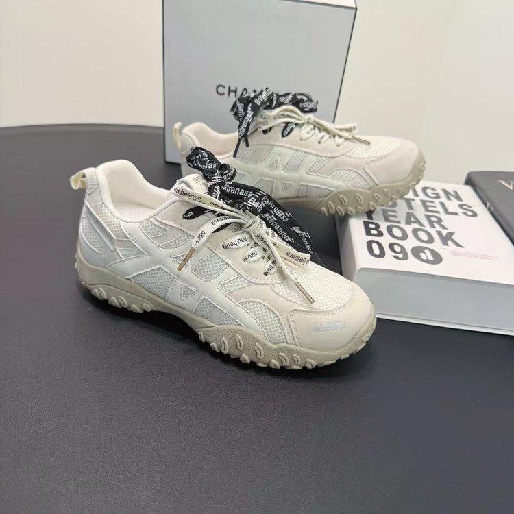 

Leather inner height increase 4cm mesh German training shoes women s 2025 summer new versatile breathable sports and leisure shoes 40 бежевый