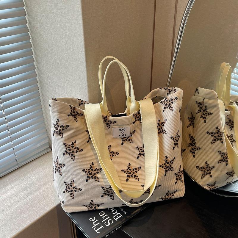 Borsa a Spalla Singola - Fresca e Chic, Design di Nicchia, Adatta per Viaggi e Borsa Tote Versatile