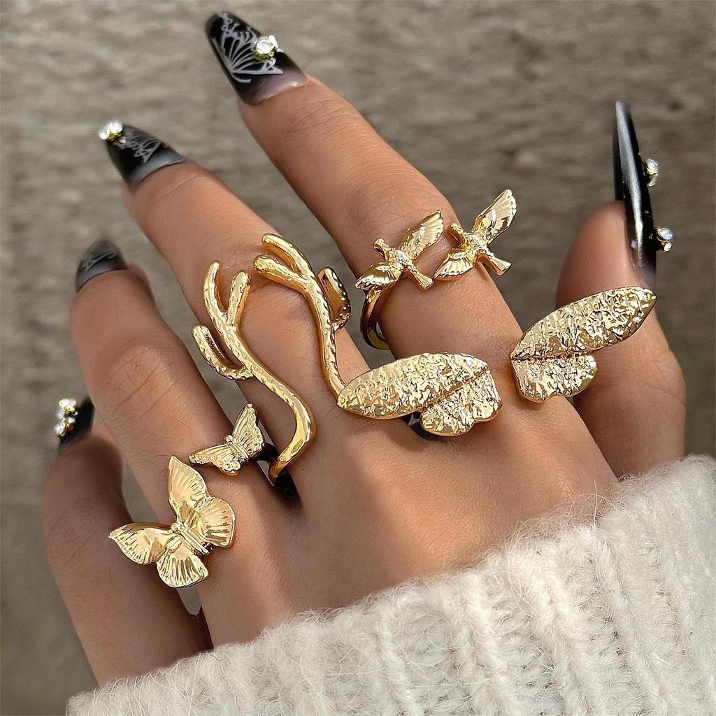 Personalized design gold butterfly antler ring Stylish and versatile bird wing opening ring four-piece set
