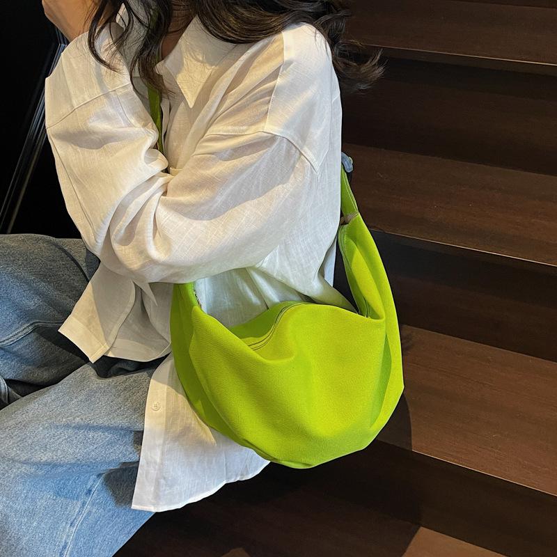 2026 Candy Color Textured Tote: Large Capacity Fashion Shoulder & Crossbody Dumpling Bag