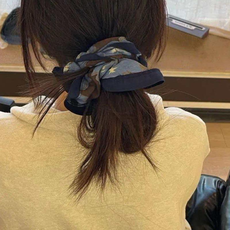 

Luxury Korean Color-Block Retro Blue Scrunchie with Lace - Autumn/Winter Fashion Hair Accessory