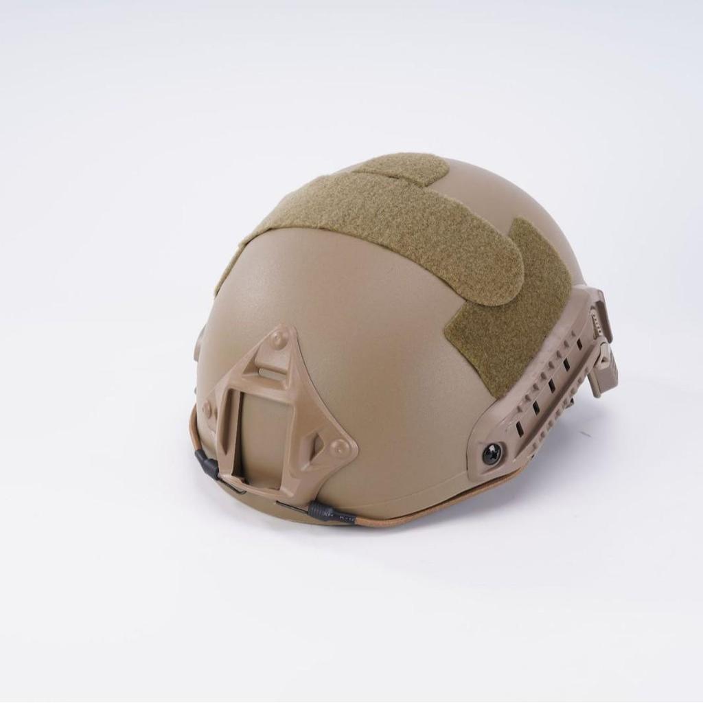 Luxury Edition Adjustable Tactical Helmet for Outdoor CS and Cycling
