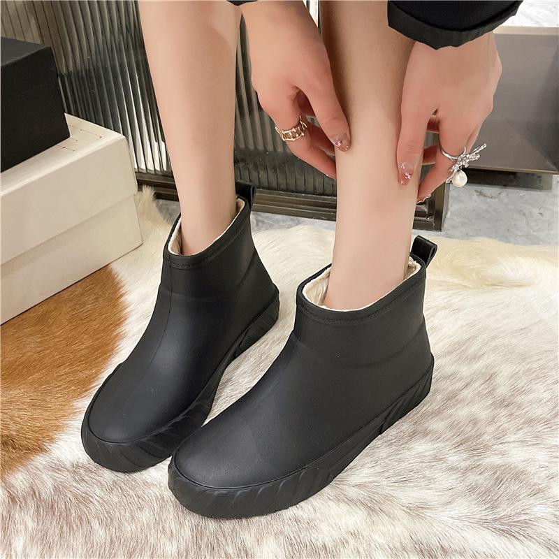 Rain shoes women's 2025 autumn and winter water boots thickened anti slip waterproof shoes women's shoes