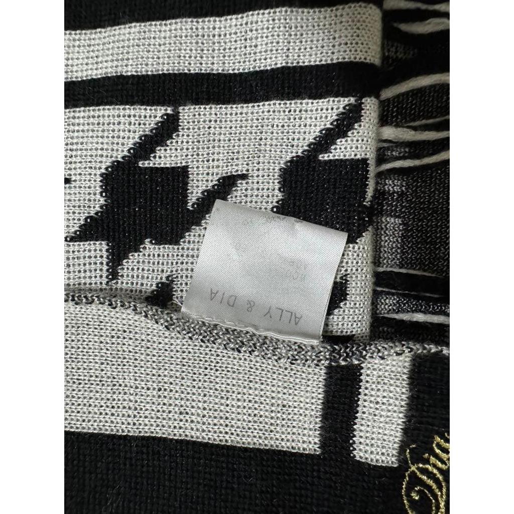 Used KJ worn ALLY&DIA Houndstooth large stole muffler