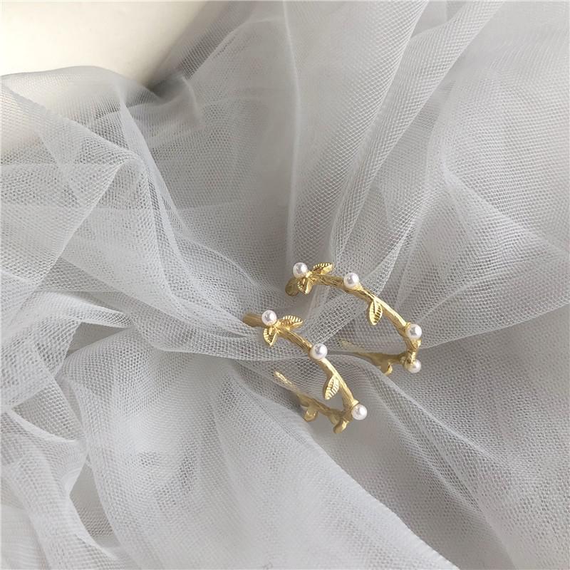 

S925 Copper Needle New Trendy Imitation Pearl Temperament High Sense Net Celebrity All-match Earrings Women s Zircon Earrings