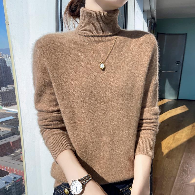 Women's Seamless Cashmere Knit Base Layer Pullover with Half-High Collar