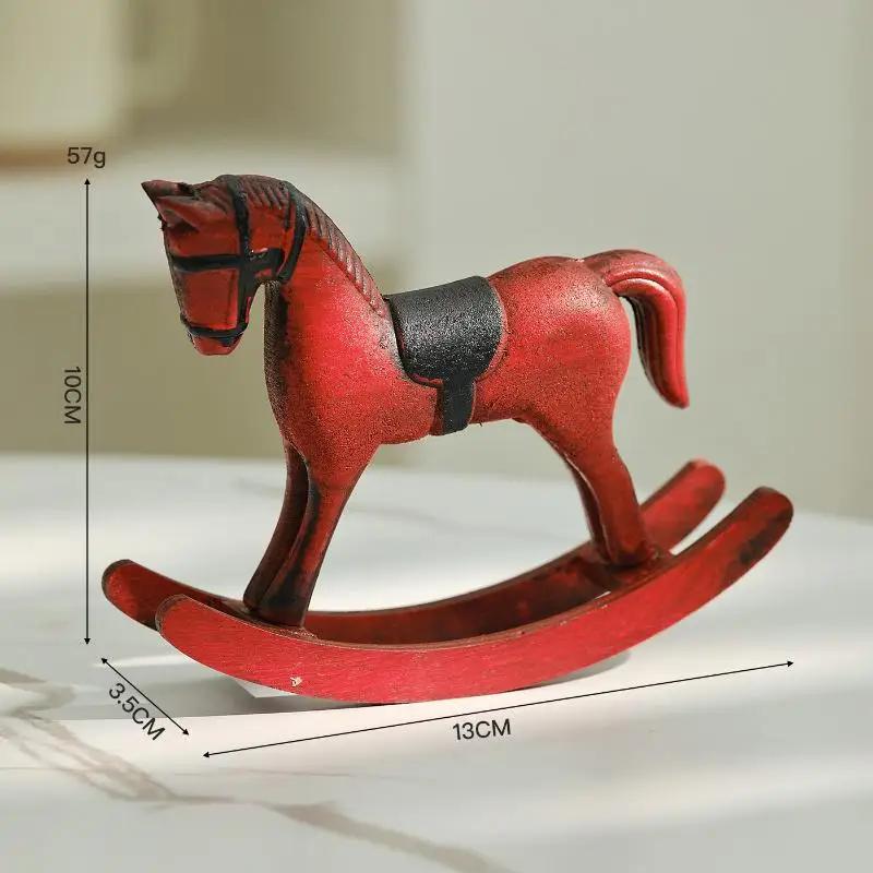 Retro Drewniana Konik na Biegunach Ozdoba Rok Konia Maskotka Dekoracja Biurka Figurka Konia Ręcznie Rzeźbiony Koń Sztuka Równowagi Ozdoba