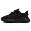Sneakers Ozweego Triple Black da Donna Core-Black Argento-Metallico GY9425