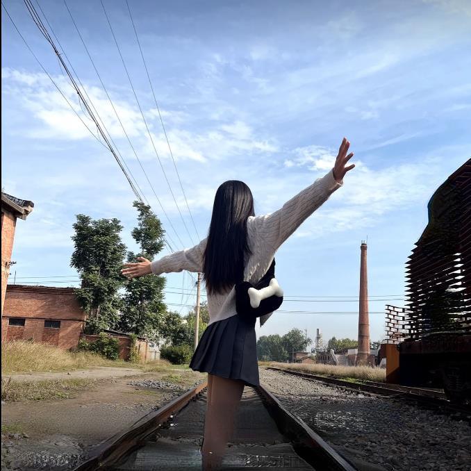 Stylish Grey Suit Skirt for Women, Pleated Mini Skirt with High Waistband