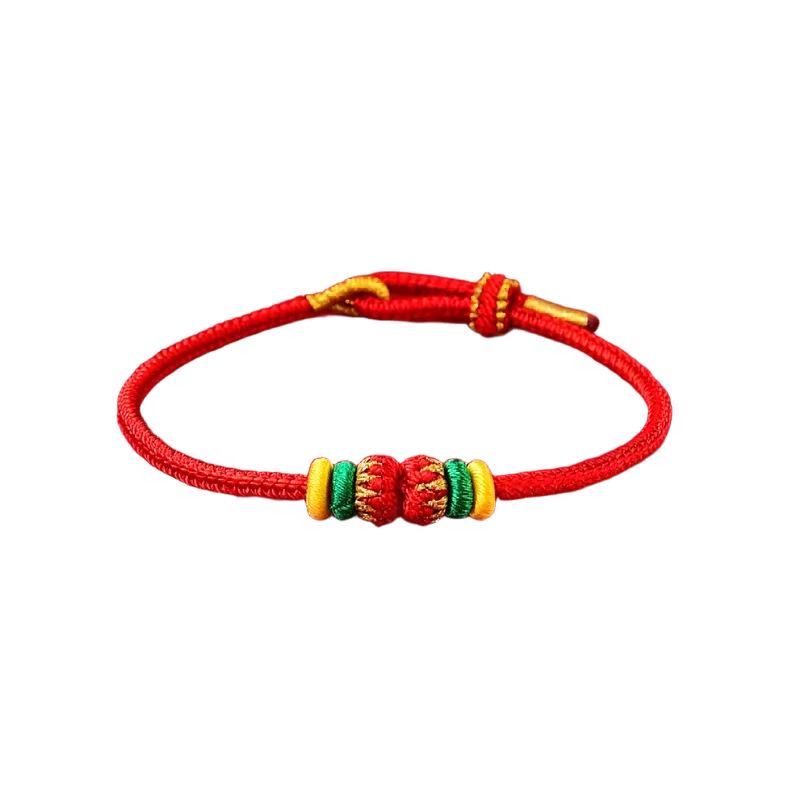 Pomyślna czerwona bransoletka Tai Sui dla kobiet – Styl Putuoshan, Zawieszka z rokiem urodzenia, Kompatybilna ze złotem, Szczęśliwa bransoletka na rękę