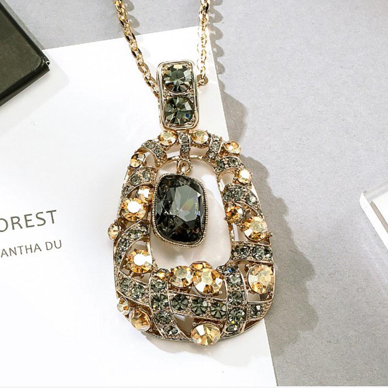 New Vinatge Rhinestone Geometric Long Necklace Crystal Square Pendant Necklaces Women Jewelry