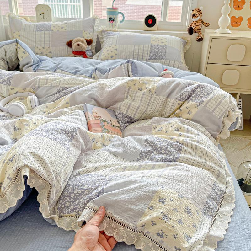 G5Z25 Cloud-Feel 4-Piece Double-Layer Gauze Lace Bedding Set - Washed Cotton Duvet Cover and Bed Sheet, Ins Style.