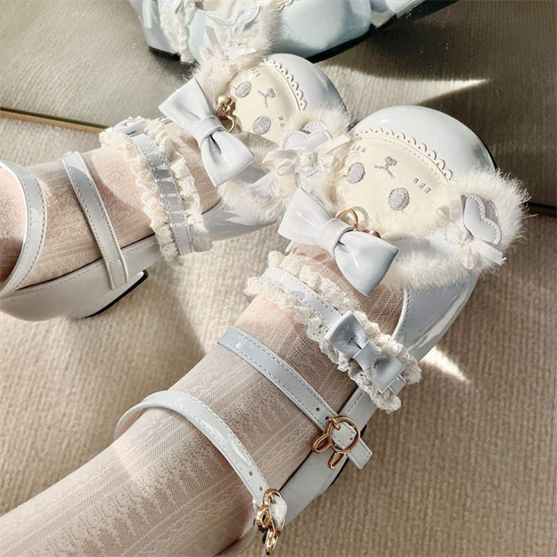 Cute rabbit doll sweet and cute lolita pink single shoes women's low heel round head jk Japanese small leather shoes bow