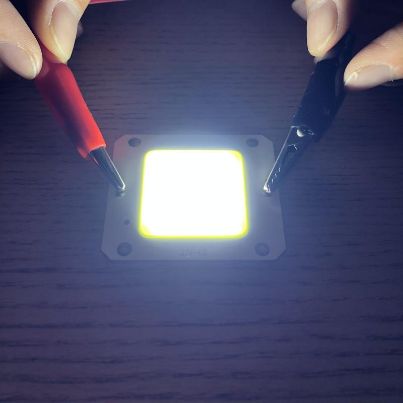 

12 В 50 Вт COB светодиодная плата без драйвера, теплый белый светодиодный чип высокой яркости.