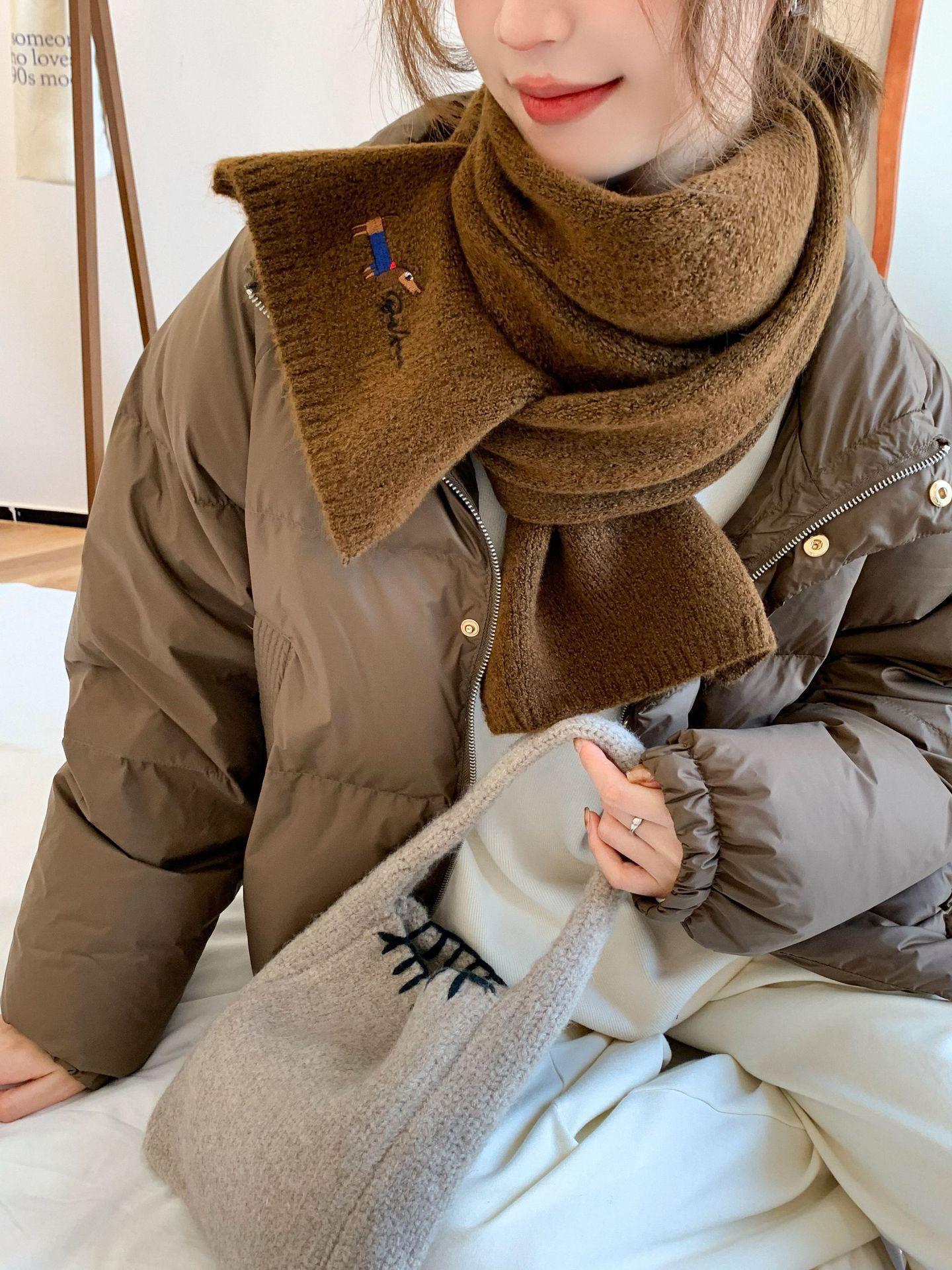 

Толстый теплый вязаный шарф в корейском стиле - однотонный, милый и холодостойкий для щенков-девочек, зима 2024 г.