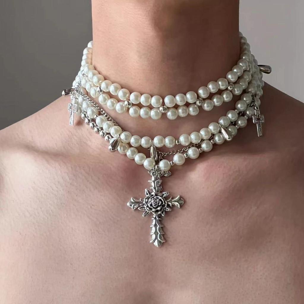 Vintage Baroque Choker Necklace Featuring Irregular Pearls And Multilayer Beads For Elegant Women