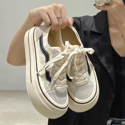Nischen-Freizeit-Segeltuchschuhe 22 Sommer Neu Hässlich Niedlich Großkopfschuhe Klassische Plateau-Segeltuchschuhe