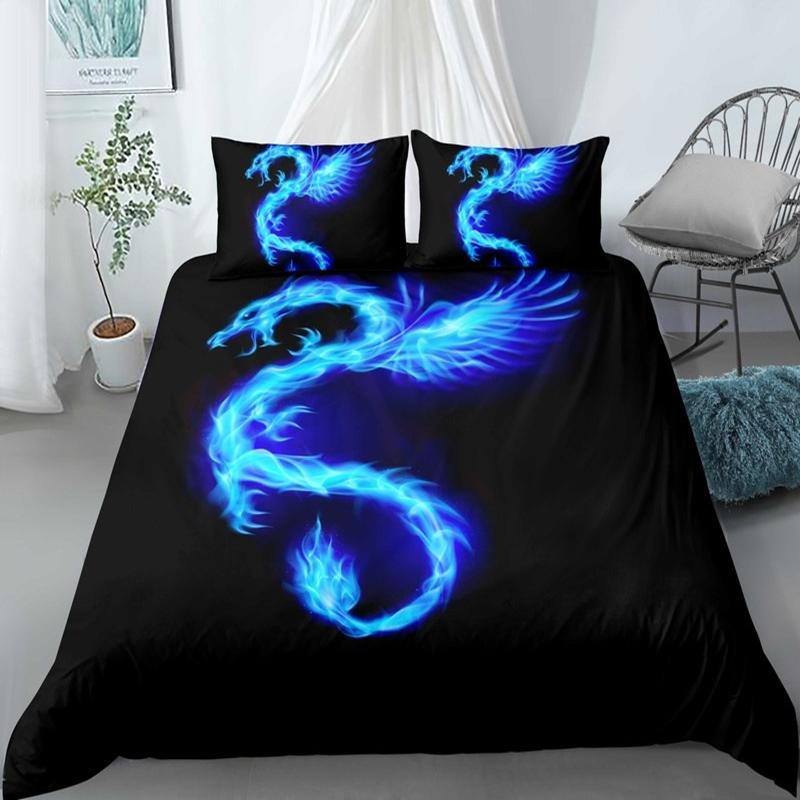 Sady povlečení pro dospělé se zvířaty Velikost Full/Queen/King Polyester 3D Létající drak s křídly Modré ohnivé pozadí Černá sada povlečení