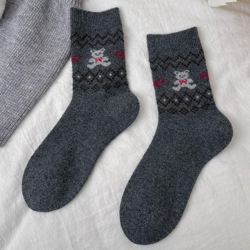 Retro Warm Socks for Women's Autumn and Winter, Bear Wool Socks, Wavy Cartoon Thickened Women's Socks