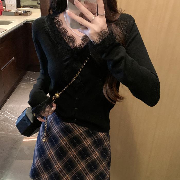 Lace edge v-neck solid color knitted bottoming shirt women's cardigan autumn and winter new foreign style long-sleeved short sweater