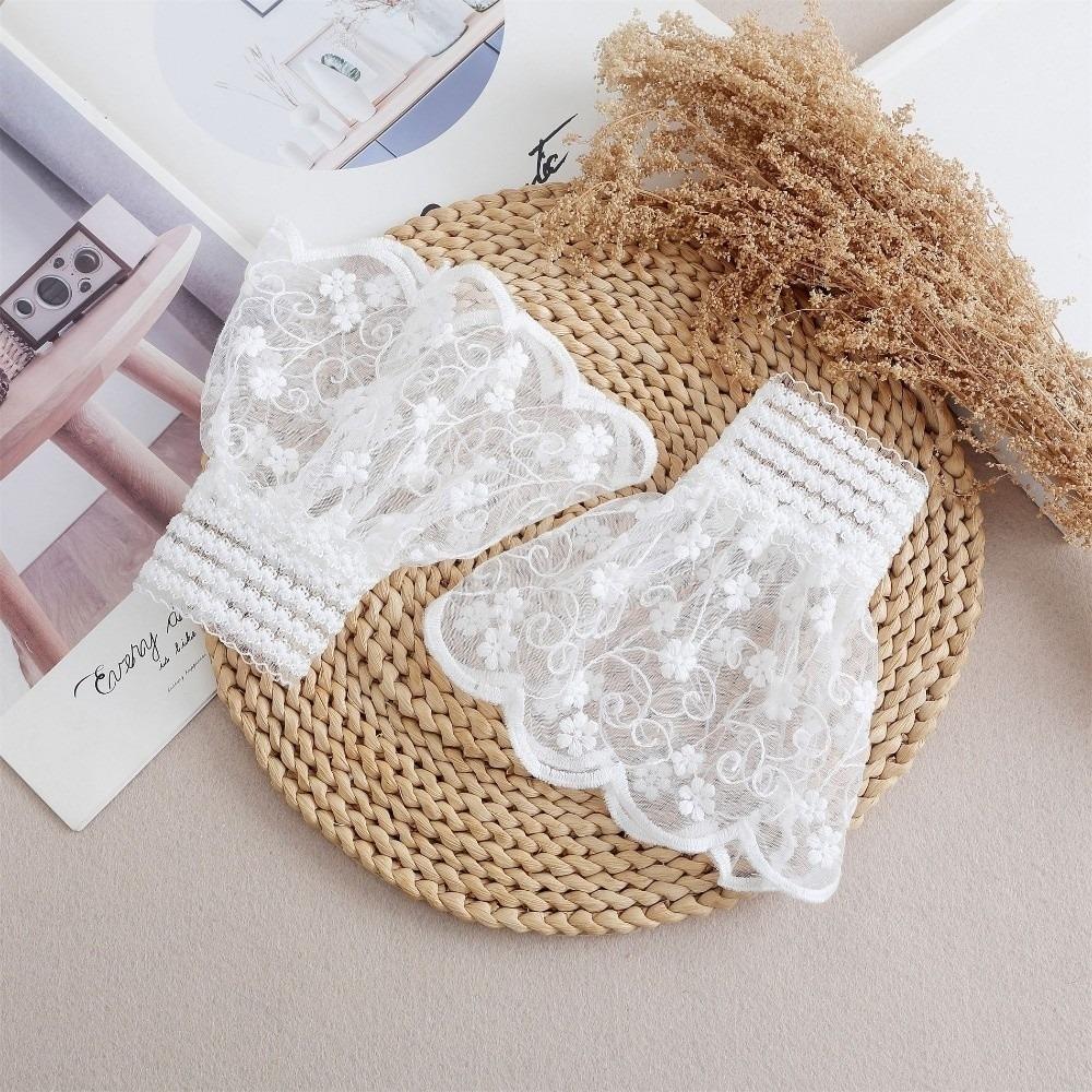 

1 Pair Lace Material Lace Cuffs White Color Thin Pleated Detachable Cuffs Elegant Ruffled Wristband Photoshoot білий