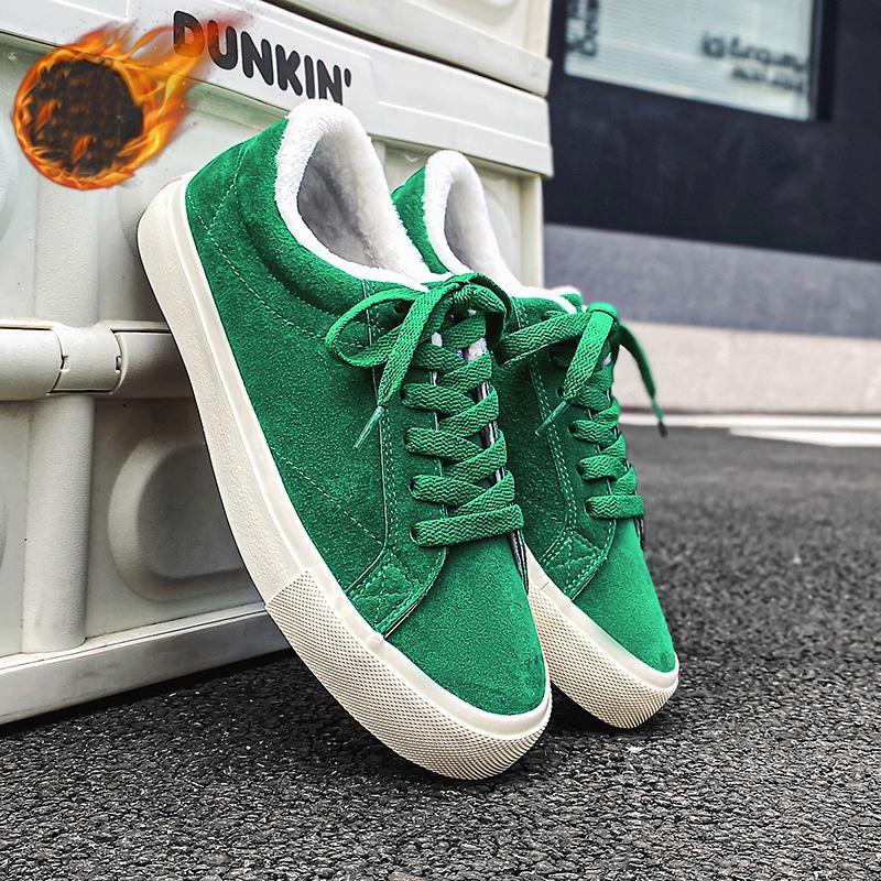 2024 Winter Shoes Men Flat Warm Plush Steet Style Mens Casual Shoes Cotton Male Footwear Black Green Red Shoes D046
