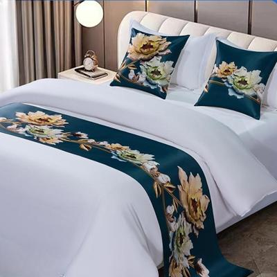 High-grade Embroidery Bed Runners Golden Red Bed Flag Covers Pillowcases Bedding Home Hotel Decor New Chinese Satin Throw Runner