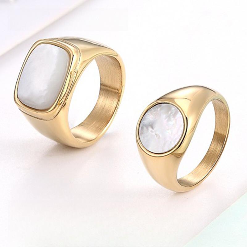 Light Luxury Geometric Square Fritillary Ring, Niche Round Fritillary Ring Women's Titanium Steel Jewelry