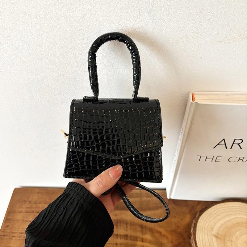 Premium Temperament Exquisite Women's Bag New Simple Solid Color Fashion Messenger Bag Versatile Handbag Women